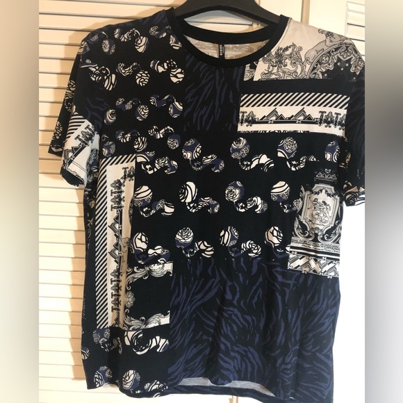 Versus by Versace  printed Cotton T-shirt. - Picture 3 of 10